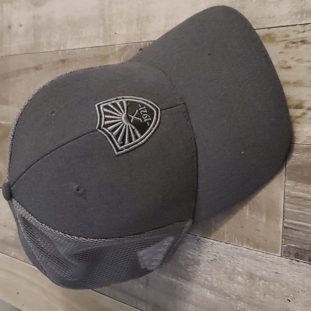 Adidas golf cap